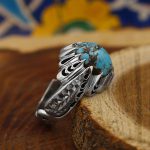 انگشتر فیروزه نیشابوری نقره مردانه دست ساز طرح آیینه کاری عارف - Image 2