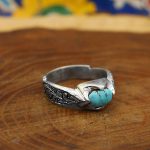 انگشتر فیروزه نیشابوری نقره مردانه دست ساز طرح قلم زنی پژمان - Image 3