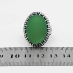 انگشتر عقیق سبز نقره مردانه طرح زیارت عاشورا - Image 4