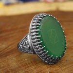 انگشتر عقیق سبز نقره مردانه طرح زیارت عاشورا - Image 3