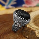 انگشتر عقیق مشکی نقره مردانه طرح شاهکار - Image 3