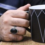 انگشتر عقیق مشکی نقره مردانه طرح شهاب - Image 4