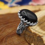 انگشتر عقیق مشکی نقره مردانه طرح شهاب - Image 3