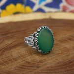 انگشتر عقیق سبز نقره مردانه طرح اخشان - Image 2