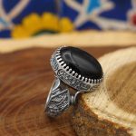 انگشتر عقیق مشکی نقره مردانه طرح سینا - Image 2