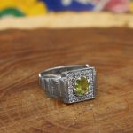 انگشتر زبرجد الماس تراش نقره مردانه طرح جهان - Image 2