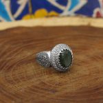 انگشتر زمرد الماس تراش نقره مردانه طرح مهراب - Image 3