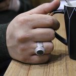 انگشتر زمرد الماس تراش نقره مردانه طرح مهراب - Image 4