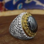 انگشتر دست ساز حدید صینی فاخر ایرانی آرش با مخراجکاری 16 قطعه برلیان + حکاکی - Image 2
