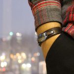 دستبند نقره چرم طبیعی طرح دولایه قهوه ای زنانه و مردانه با نگین حدید صینی + حکاکی - Image 5