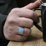 انگشتر فیروزه نیشابوری نقره مردانه دست ساز طرح حبیب + 6 قطعه برلیان - Image 4