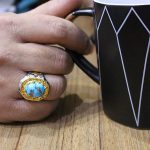 انگشتر فیروزه نیشابوری نقره مردانه دست ساز طرح عنایت + 4 قطعه برلیان - Image 4