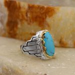 انگشتر فیروزه نیشابوری نقره مردانه دست ساز طرح فرخ - Image 4