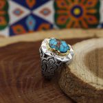 انگشتر فیروزه نیشابوری نقره مردانه دست ساز طرح پیروز - Image 3