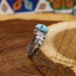 انگشتر فیروزه نیشابوری نقره زنانه طرح دل آبی - Image 3