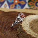 انگشتر عقیق سلیمانی نقره زنانه طرح نیلو - Image 2