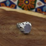 انگشتر عقیق کبود یمنی نقره مردانه دست ساز طرح حمید - Image 3