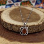 گردنبند عقیق سرخ یمنی نقره زنانه طرح ثریا - Image 4