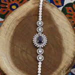 دستبند یاقوت کبود الماس تراش نقره زنانه طرح ریحانه - Image 4