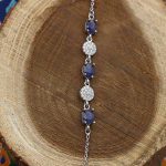 دستبند یاقوت کبود الماس تراش نقره زنانه طرح گلچهره - Image 4