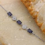 دستبند یاقوت کبود الماس تراش نقره زنانه طرح گلچهره - Image 2