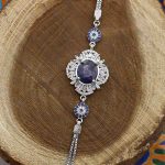 دستبند یاقوت کبود الماس تراش نقره زنانه طرح ساناز - Image 2