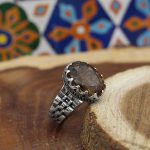 انگشتر الکساندریت الماس تراش نقره مردانه طرح محمد - Image 3