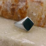 انگشتر عقیق سبز نقره مردانه دست ساز طرح نقطه بسم الله - Image 2