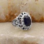 انگشتر یاقوت کبود الماس تراش نقره مردانه دست ساز طرح کیارش - Image 4