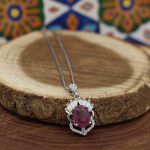 گردنبند یاقوت سرخ الماس تراش نقره زنانه طرح ویانا - Image 3