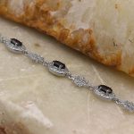 دستبند یاقوت کبود الماس تراش نقره زنانه طرح مهتاب - Image 2