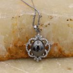 گردنبند حدید صینی زنانه نقره طرح سها + حکاکی - Image 3