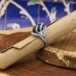 انگشتر عقیق سلیمانی نقره زنانه طرح لیلا - Image 2