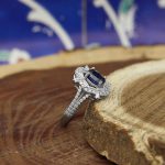 نیم ست یاقوت کبود الماس تراش نقره زنانه طرح هلیا - Image 2